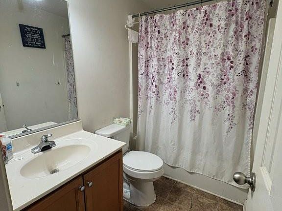 5th image of 612 Cherokee Rd