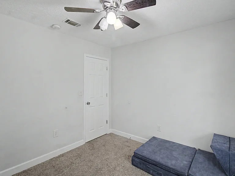 10179 Highway 196 W — Photo 18