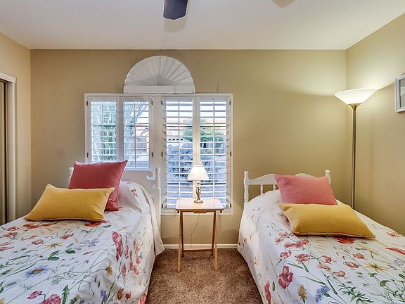 5th image of 5668 S Palo Blanco Dr