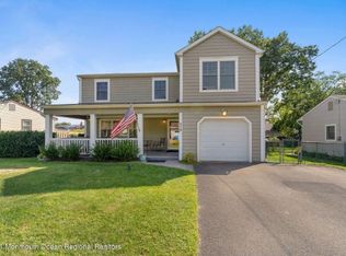 319 Delaware Dr, Brick, NJ