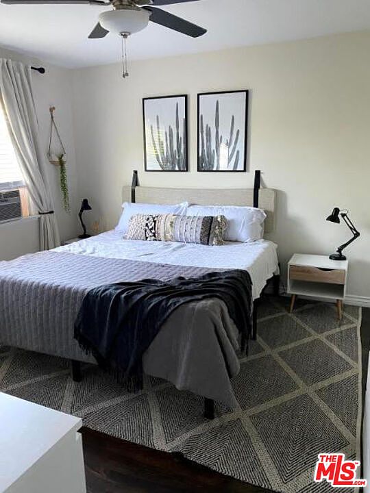 2nd image of 5029 Cartwright Ave #5033