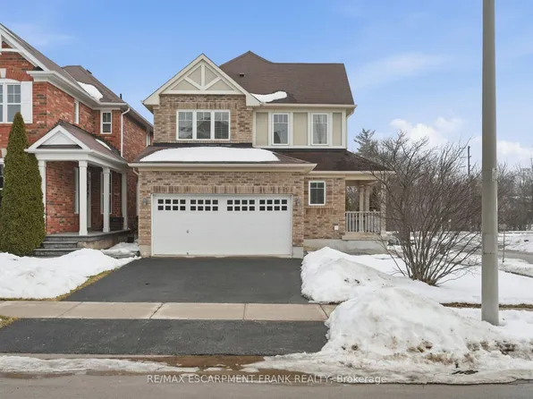 12 Emick Dr, Hamilton, ON L9K 0C8