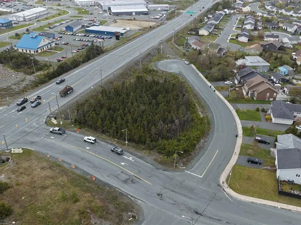 1-17 Kenora Place, Paradise, NL A1L0Y3