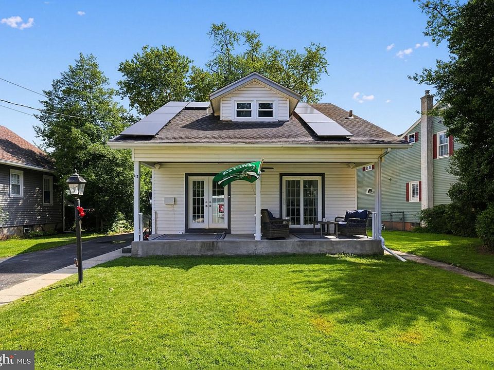 1st image of 112 Pear St