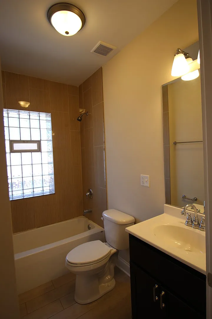 1 bed, 675 sqft, $1,700 — Photo 3