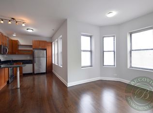 The Seeley Court, Chicago, IL 60645