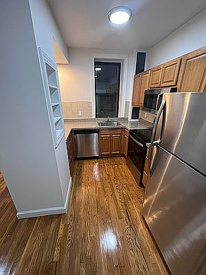 4th image of 566 W 162nd St APT 2