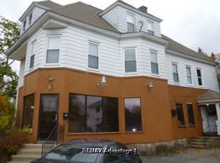 195 Park Ave APT 2, Worcester, MA 01609