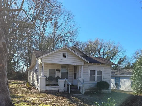 604 Wood St, Henderson, TX 75652