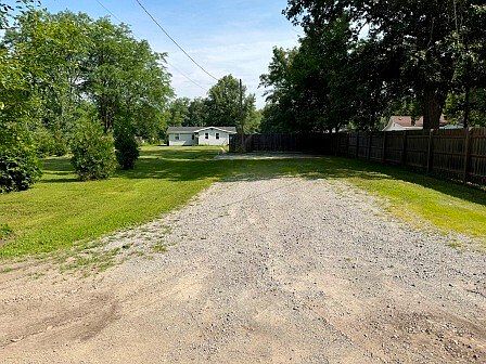 4th image of 3011 N 15270e Rd