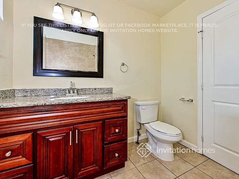13946 Terra Bella St — Photo 10