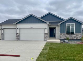 7090 Gateway Crossing St, Wellington, CO 80549