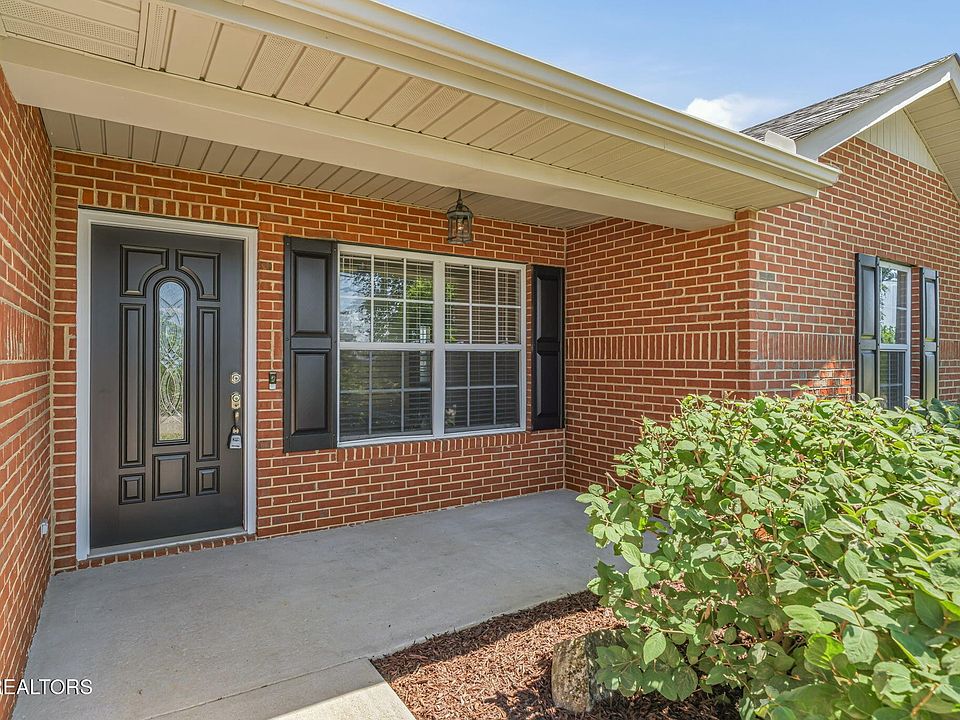 1504 Jett Rd, Maryville, TN 37804 | Zillow