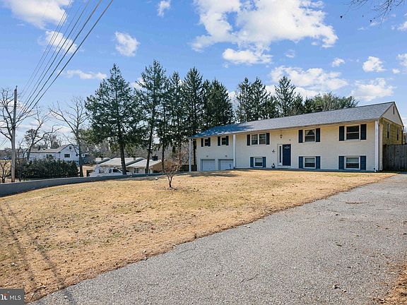 5th image of 8331 Westside Dr