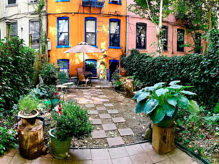 447 State St #4 — Photo 24
