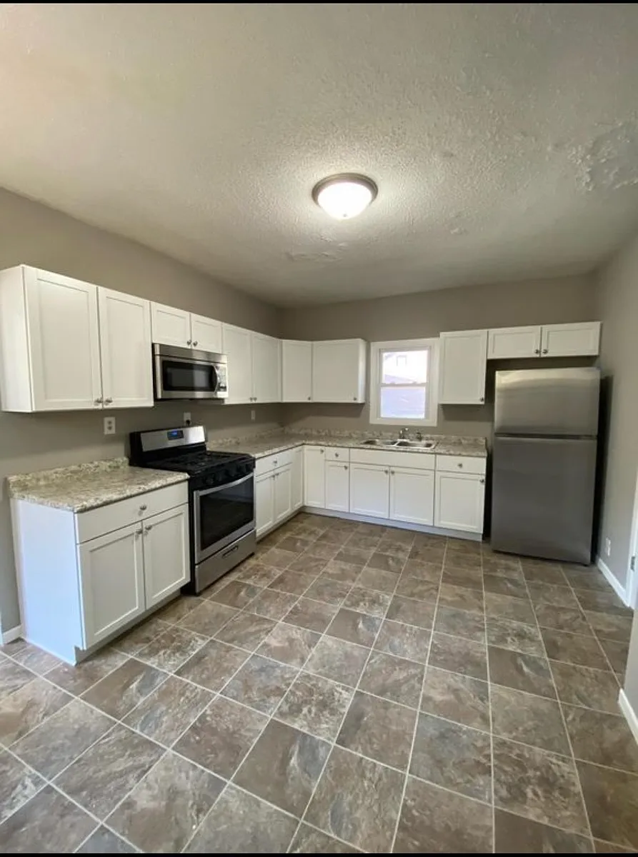 Building Photo - 505 Beaumont St #1