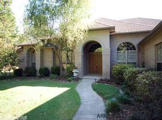 2870 Red Haven Dr, Conway, AR 72034