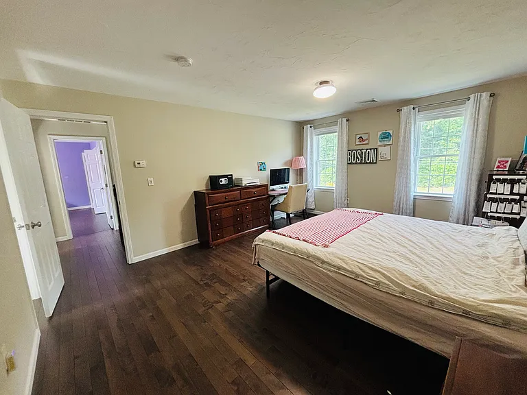 699 Summer St — Photo 27