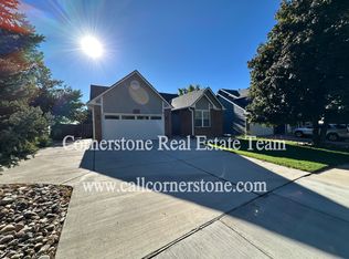 950 Royal Crown Ln, Colorado Springs, CO 80906