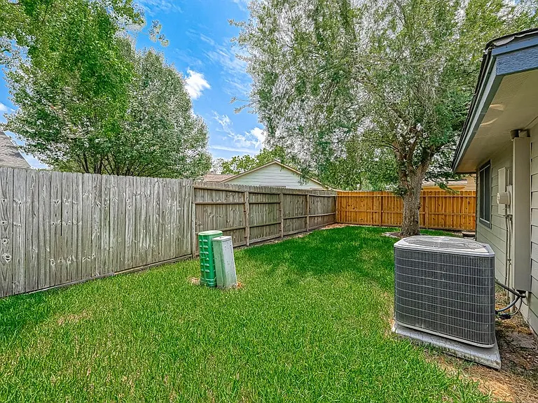 2235 Sentinal Oaks St — Photo 37