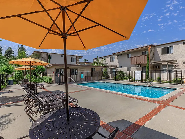 Greenbrook Apartments — Photo 6