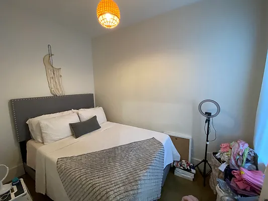 Rented by Mdays Realty | media 32