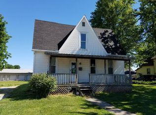 216 E North St, Tipton, IN 46072