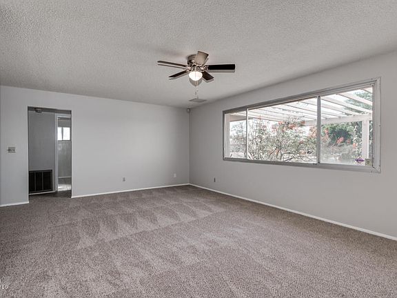 3rd image of 1009 E Hermosa Dr