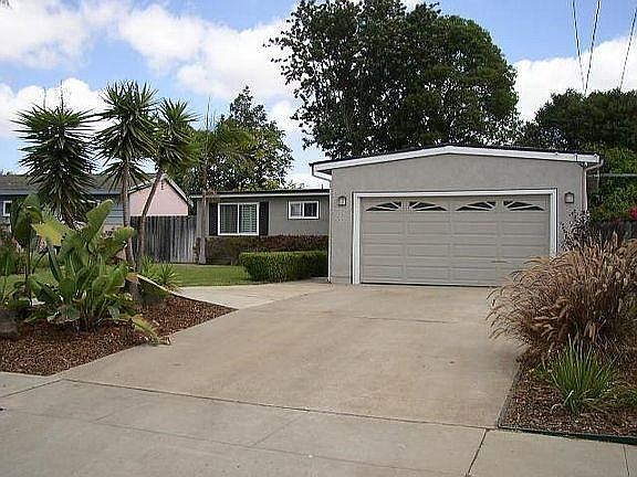 1st image of 4979 Dubois Dr