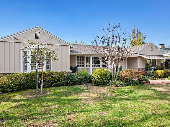 5th image of 4267 Irvine Ave