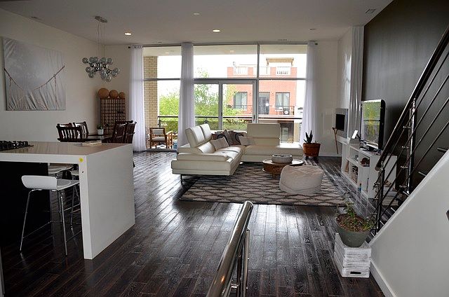 1st image of 843 N California Ave #4