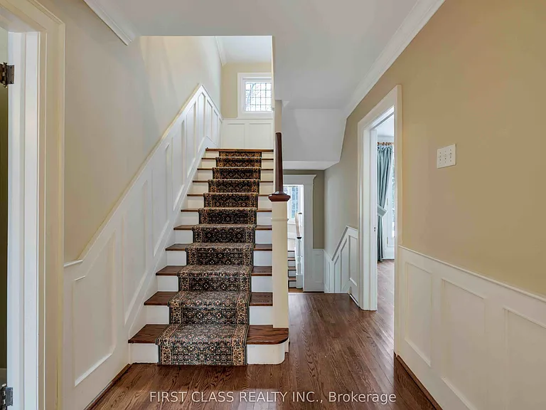 80 Douglas Dr — Photo 28