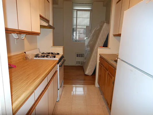 Rented by Urban Realty NYC | media 8