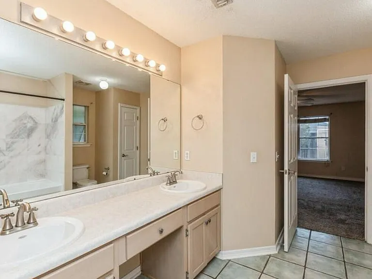 9637 Leeward Way — Photo 21