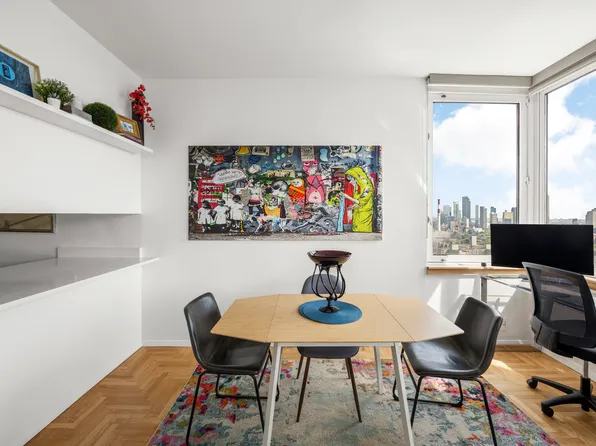 524 East 72nd Street 36B image 3 of 7