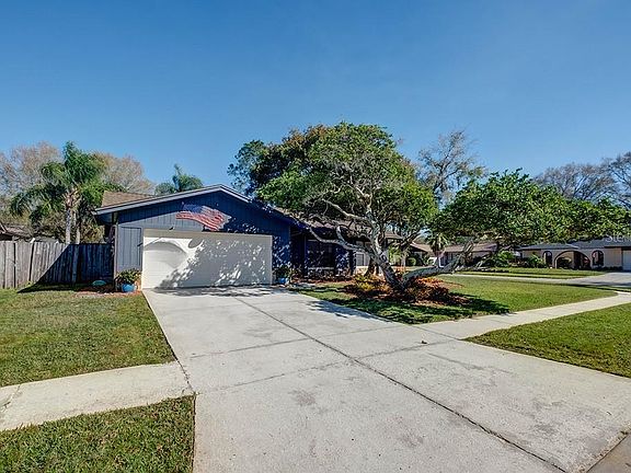 4th image of 16201 Parkside Dr