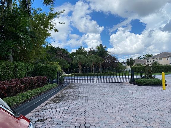 5th image of 12332 NW 26th St