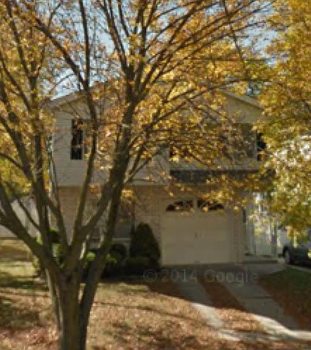 1st image of 540 Winant Ave
