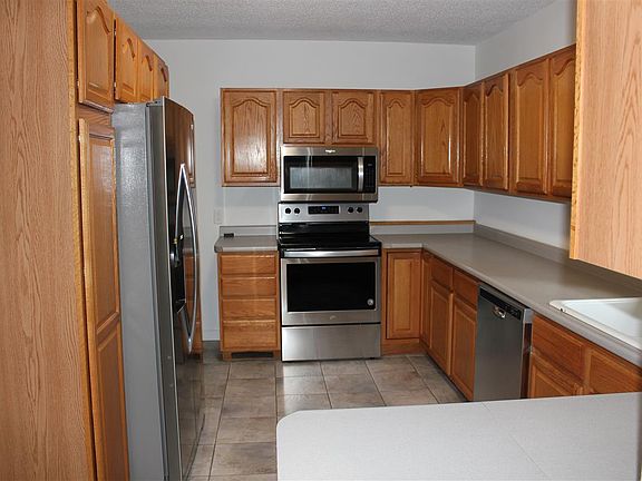 2nd image of 2006 Ashland Ave
