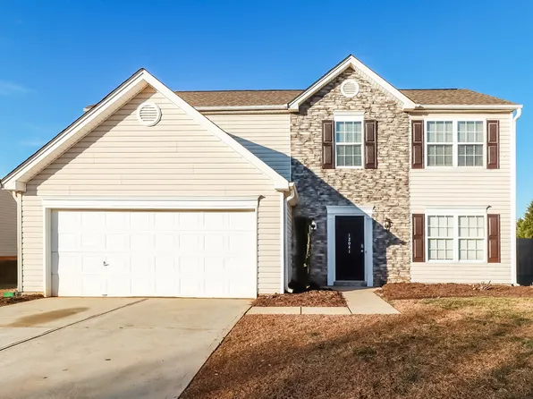 12041 Serenade Ct, Charlotte, NC 28215