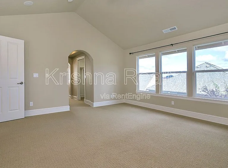 12649 NW Bayonne Ln — Photo 6