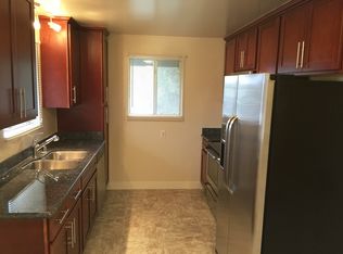 882 Castlewood Dr APT 3, Los Gatos, CA 95032