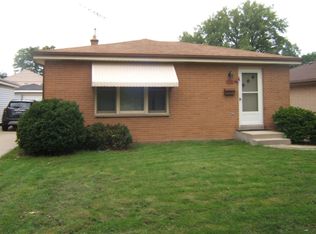 2332 W Leroy Ave, Milwaukee, WI 53221