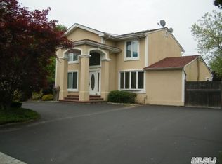 1043 Commack Rd, Dix Hills, NY 11746