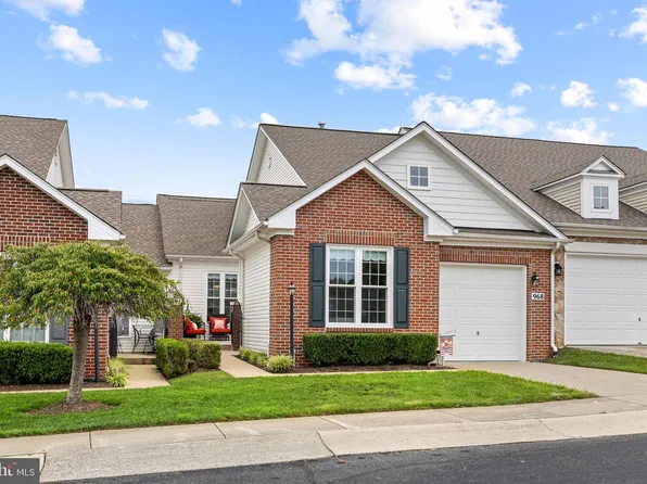 968 Cadmus Dr, Fredericksburg, VA 22401