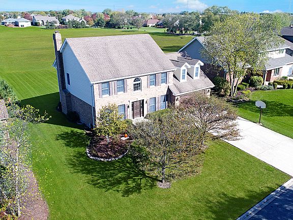 2nd image of 12118 Longmeadow Ln
