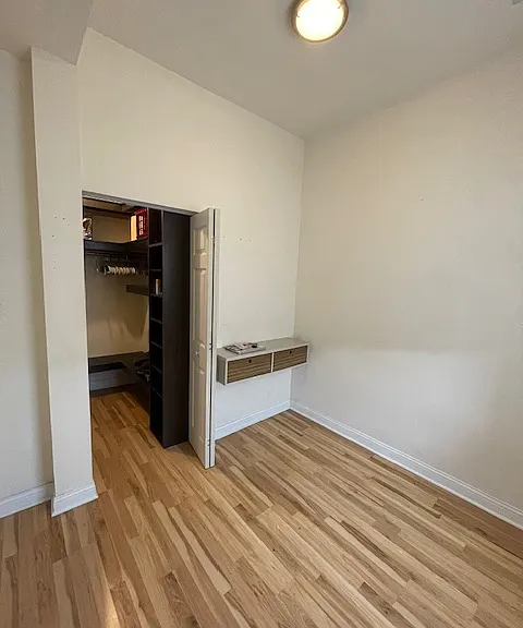 2554 W Cortland St #2 — Photo 6