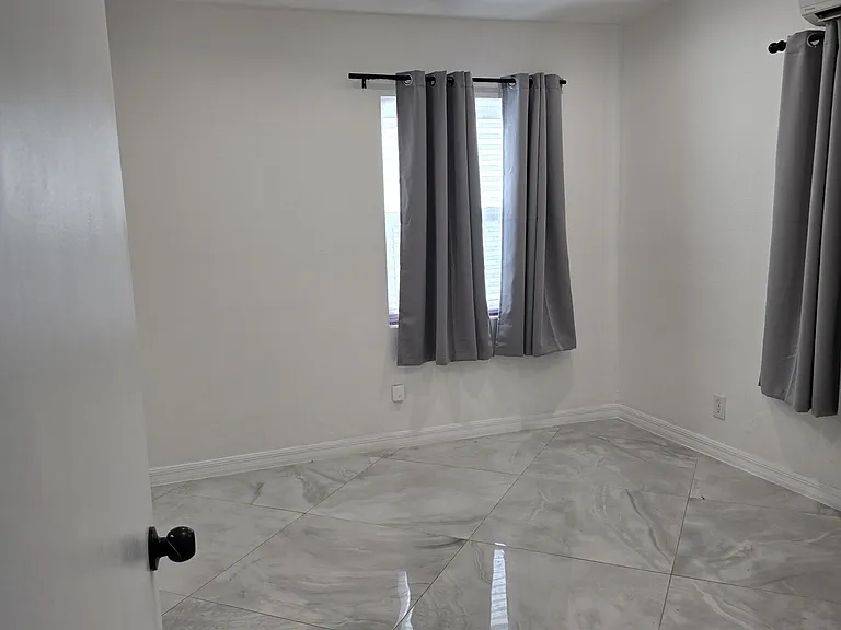 1654 Pineapple Ave #1654 — Photo 5