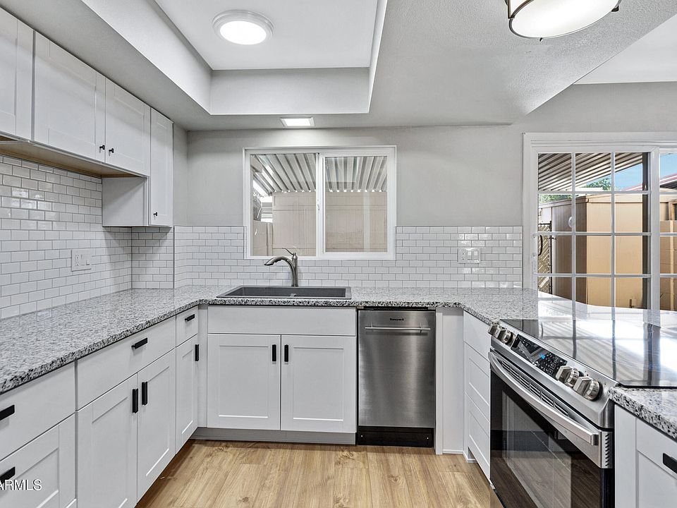 1st image of 225 N STANDAGE -- #77