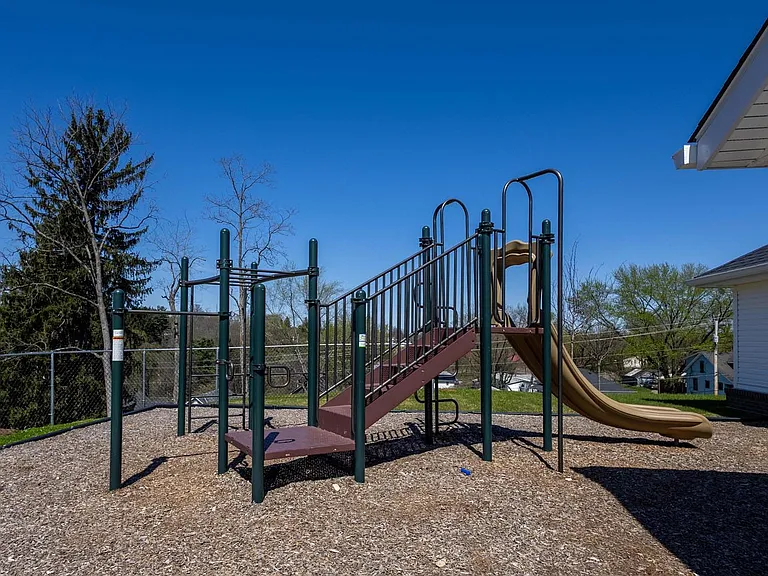 Zane Commons — Photo 20